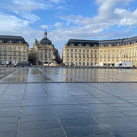 Le Charmant Quai Bourgeois Bordeaux Eksteriør billede
