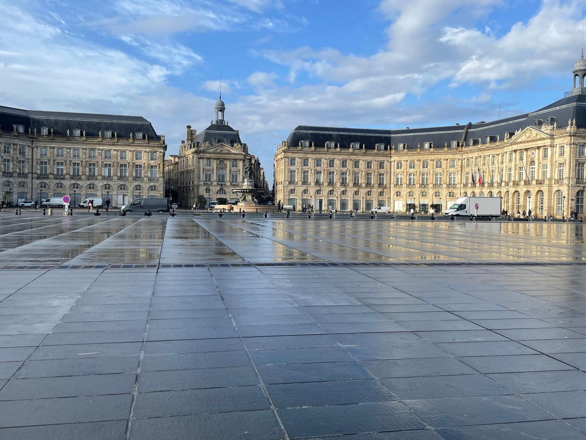 Le Charmant Quai Bourgeois Bordeaux Eksteriør billede