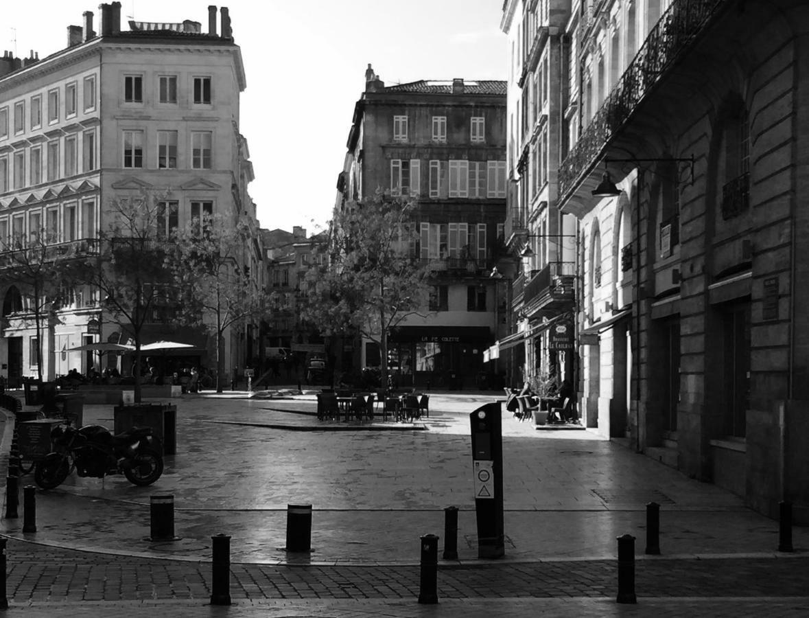 Le Charmant Quai Bourgeois Bordeaux Eksteriør billede